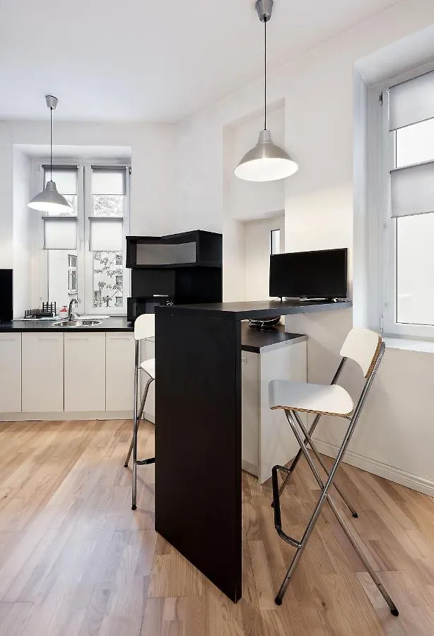 아파트 Old Town Cosy Studio 포즈난